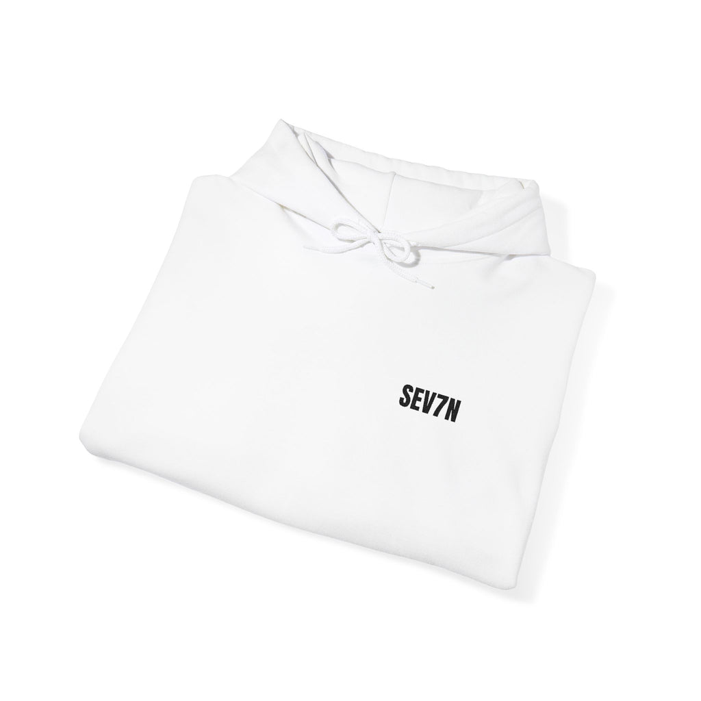 SEV7NWEAR Minimal Logo Hoodie – Hochwertig Gestickt
