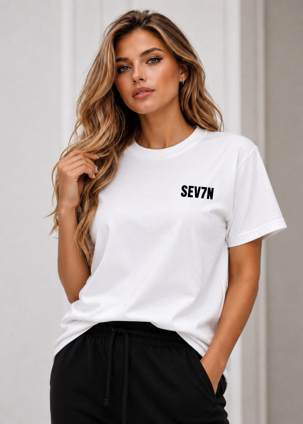 SEV7N Essential T-Shirt
